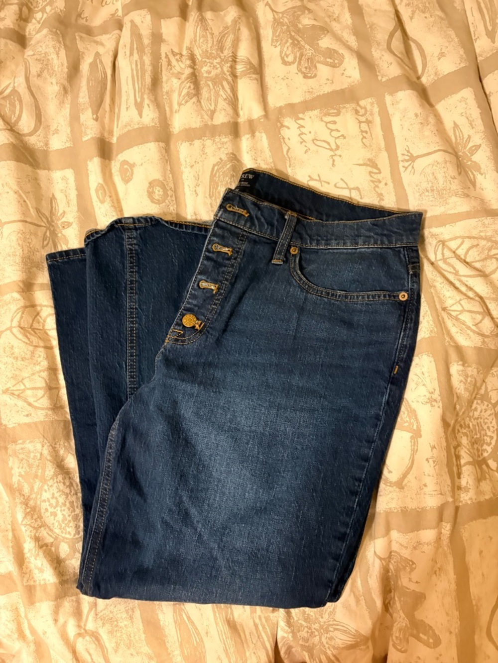Mid Rise Flare Crop